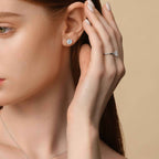 4 Prong Ear Studs 1 CT(Model) - Eclat by Oui