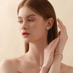 Mia Heart Halo Ear Studs (Model) - Eclat by Oui