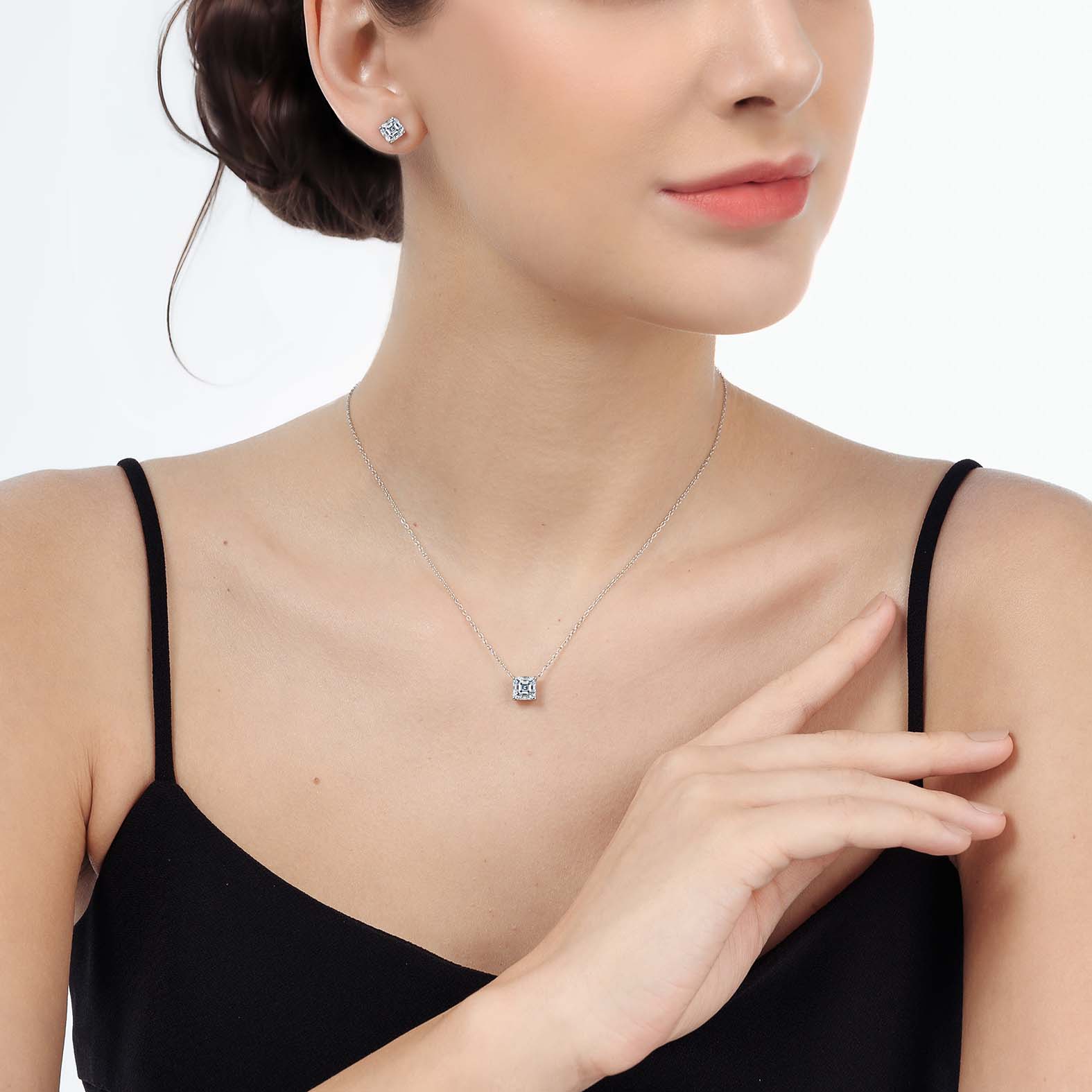 Asscher Solitaire Necklace (Model) - Eclat by Oui