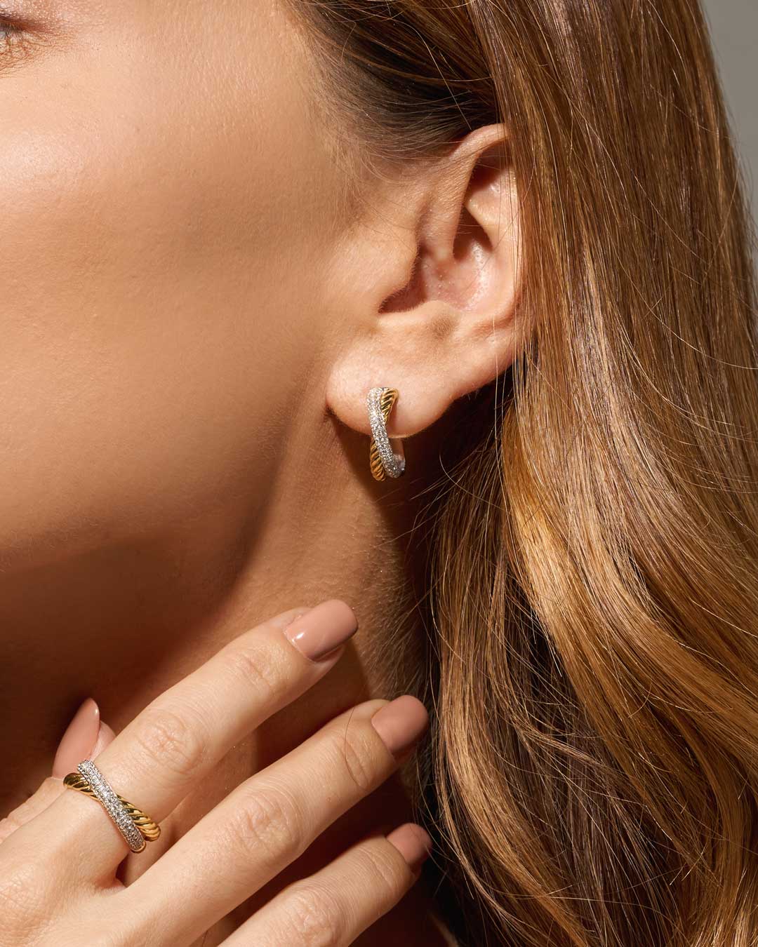 Braided Twist Earrings (Model) - Eclat by Oui
