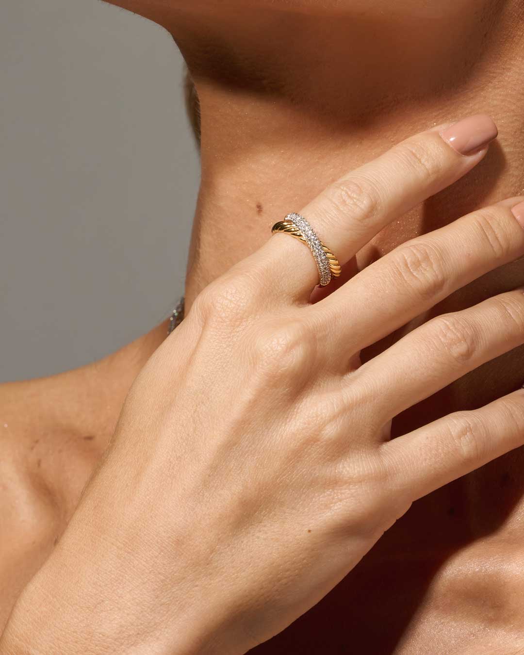 Braided Twist Ring (Model) - Eclat by Oui