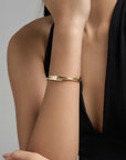 Double-Edged Bangle YG (Model) - Eclat by Oui