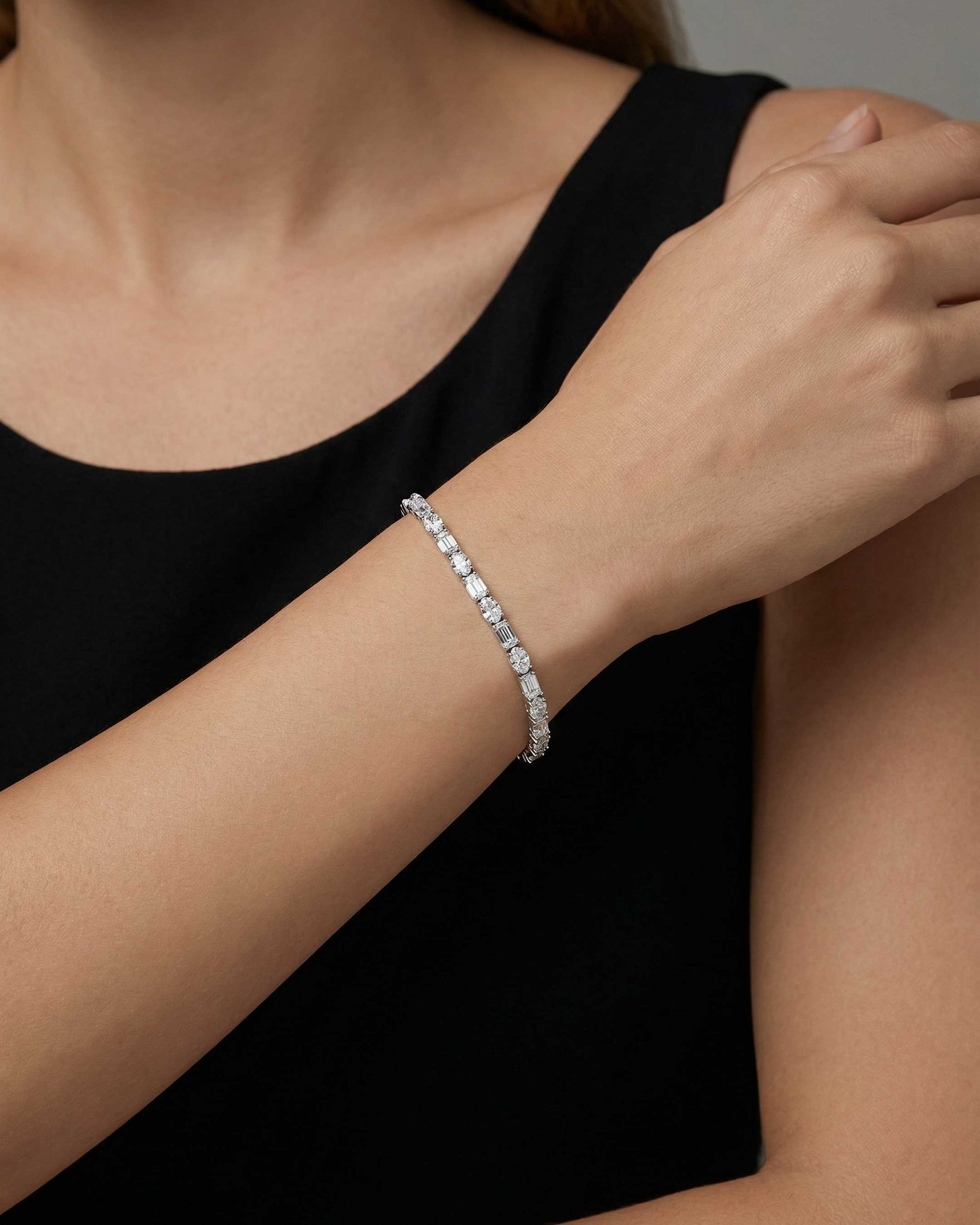 Emerald and Oval Tennis Bracelet (Model) - Éclat by Oui