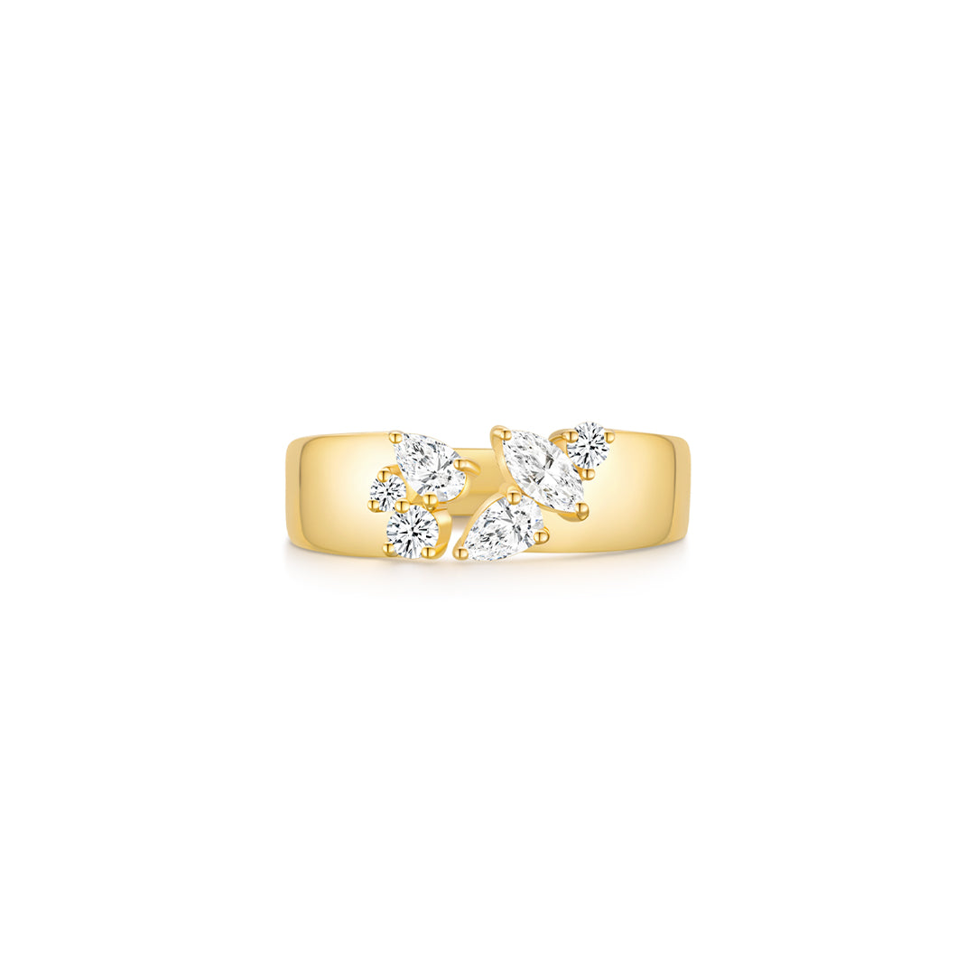 Encrusted Moissanite Ring YG (Front) - Éclat by Oui