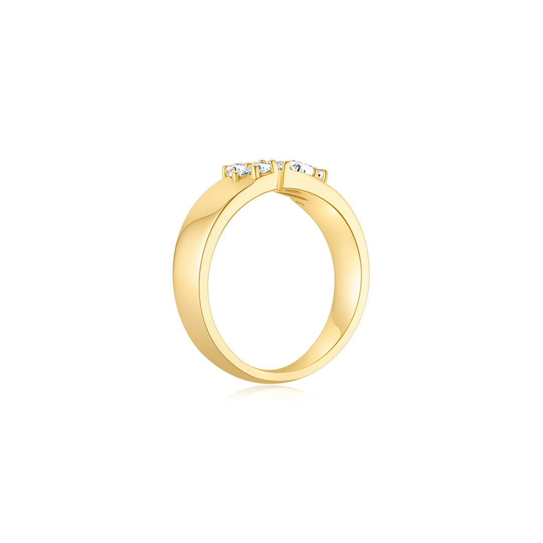Encrusted Moissanite Ring YG (Side) - Éclat by Oui