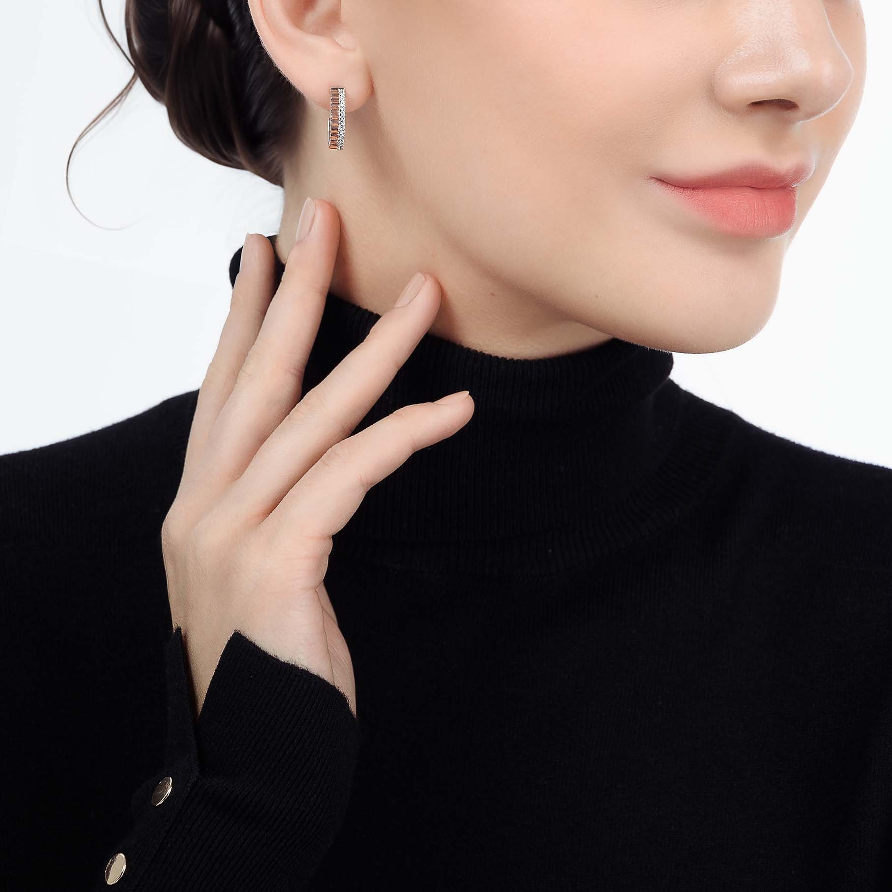 Fluted Earrings Rose Gold with Pave Stones Small (Model) - Eclat by Oui
