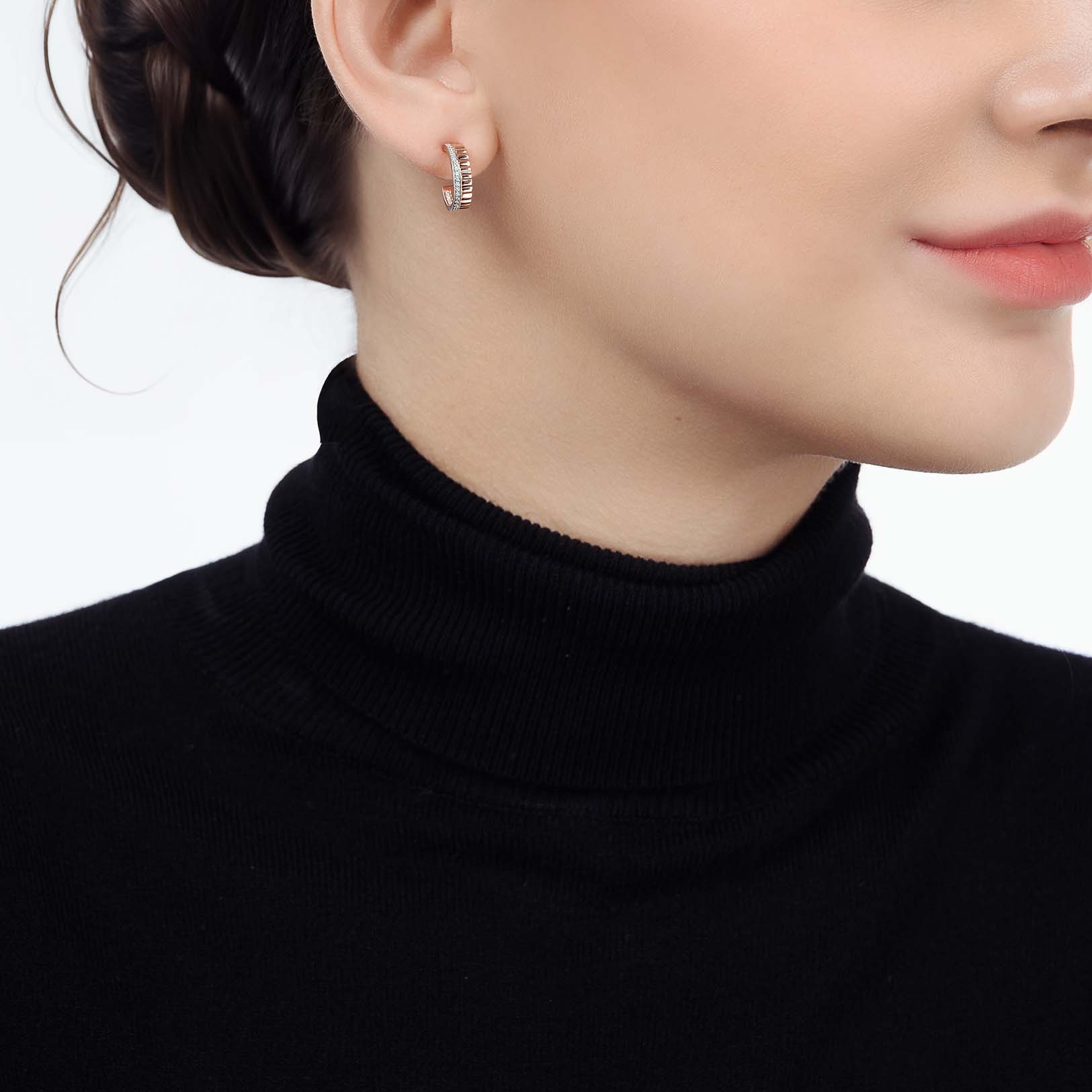 Fluted Earrings Rose Gold with Pave Stones Mini (Model) - Eclat by Oui