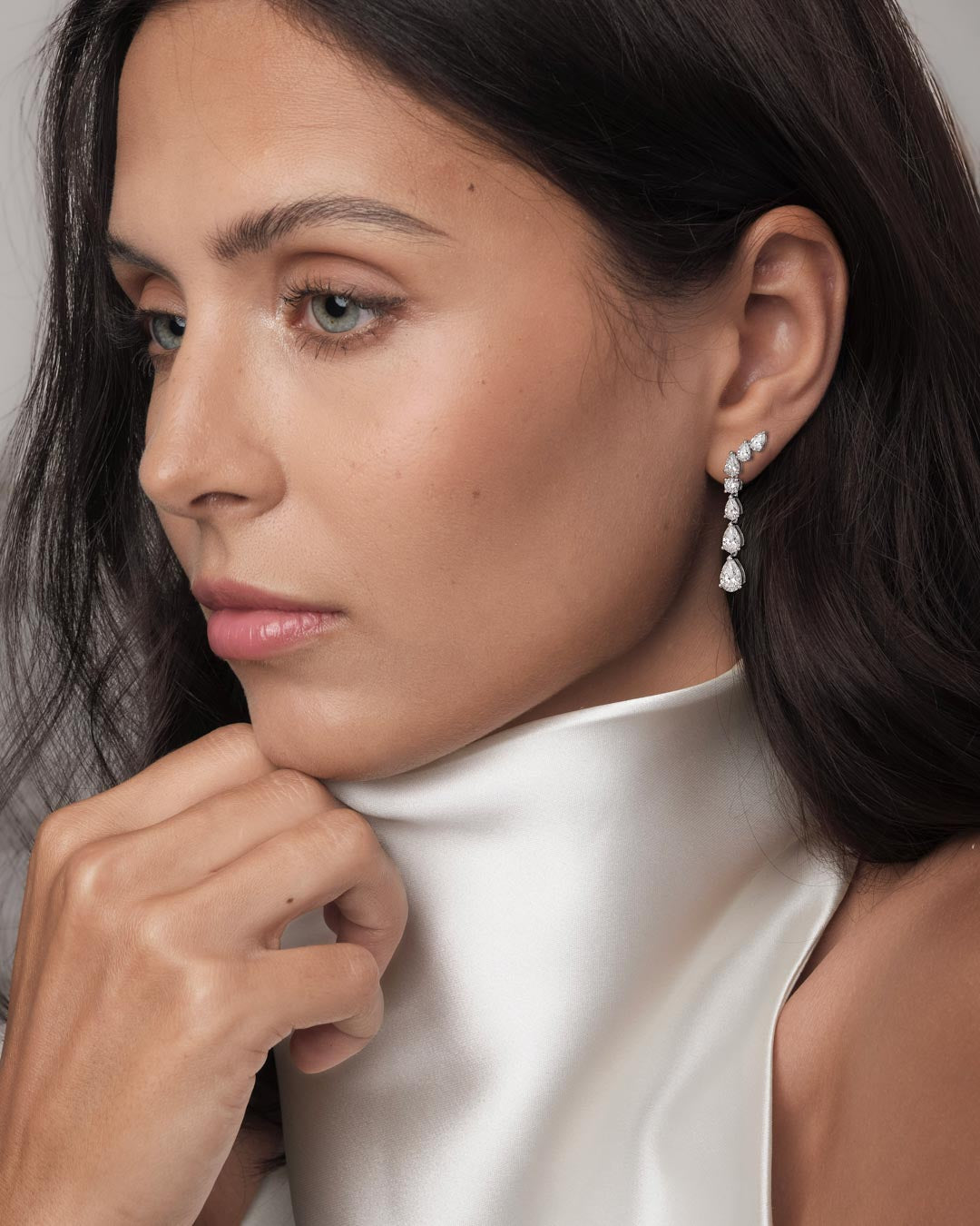 Kayla Pear Drop Earrings (Model) - Éclat by Oui