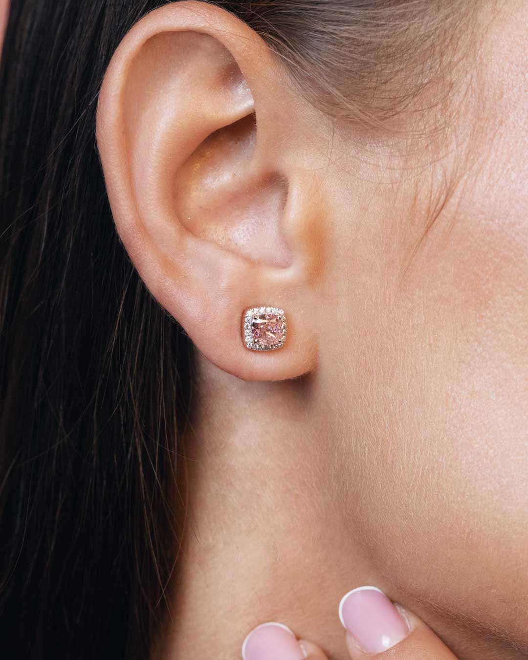 Kelig in Pink Ear Studs (Model) - Eclat by Oui