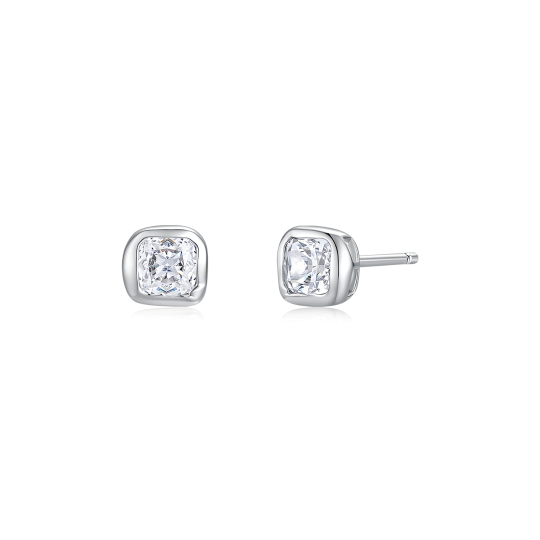 Molten Cushion Ear Studs WG - Éclat by Oui
