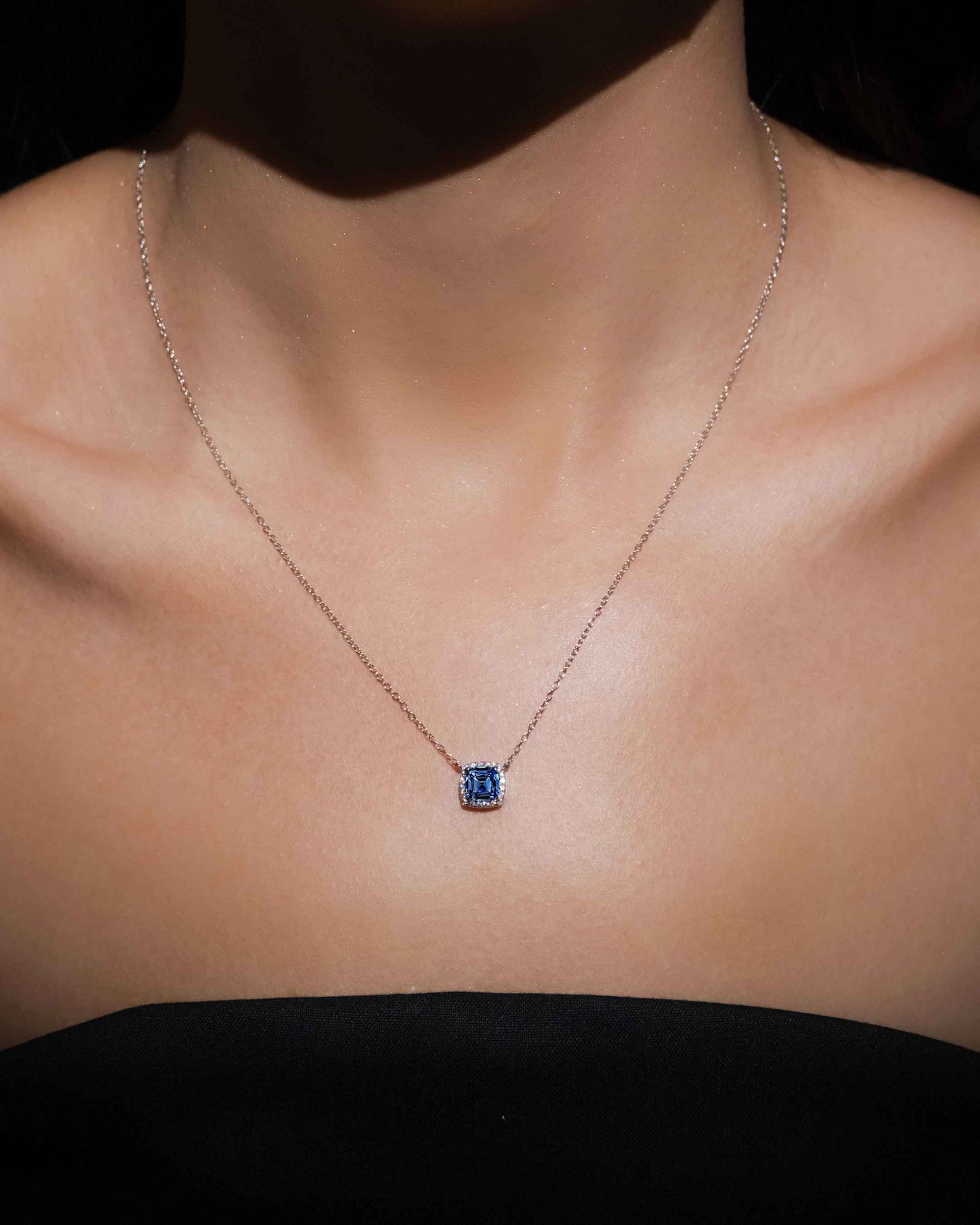 Moon Mist Cushion Halo Necklace 1CT (Model 2) - Eclat by Oui