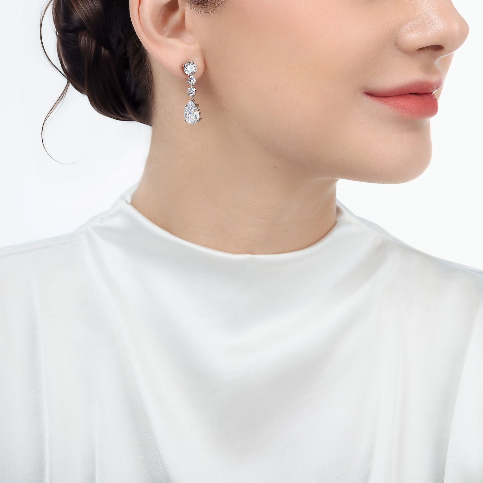 Morning Dew Drop Earrings (Model) - Eclat by Oui 