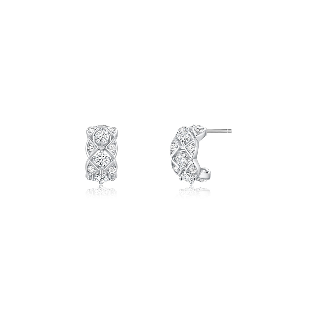 Scallop Mosaic Moissanite Ear Studs WG - Éclat by Oui