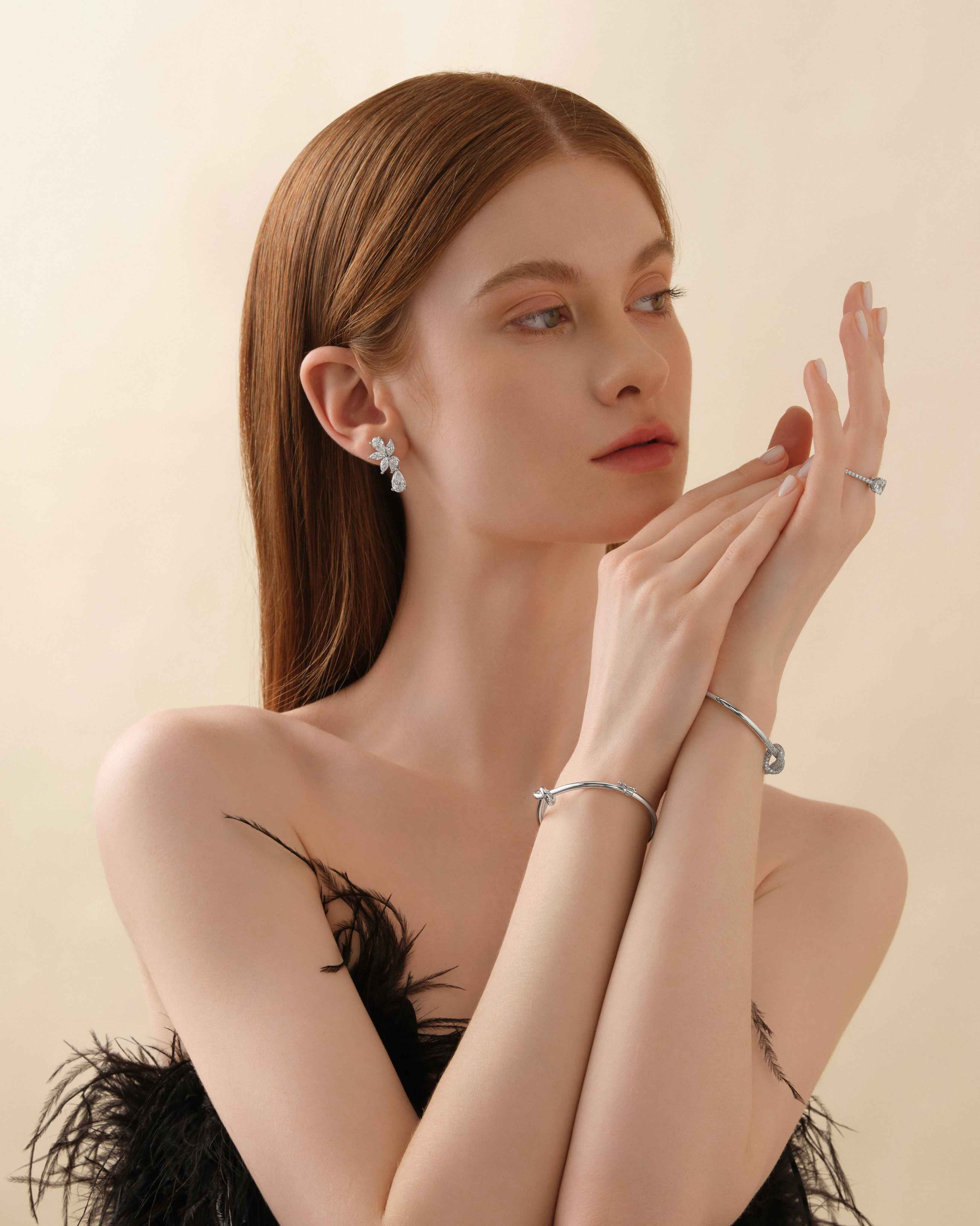 Stephanie Earrings (Model) - Eclat by Oui