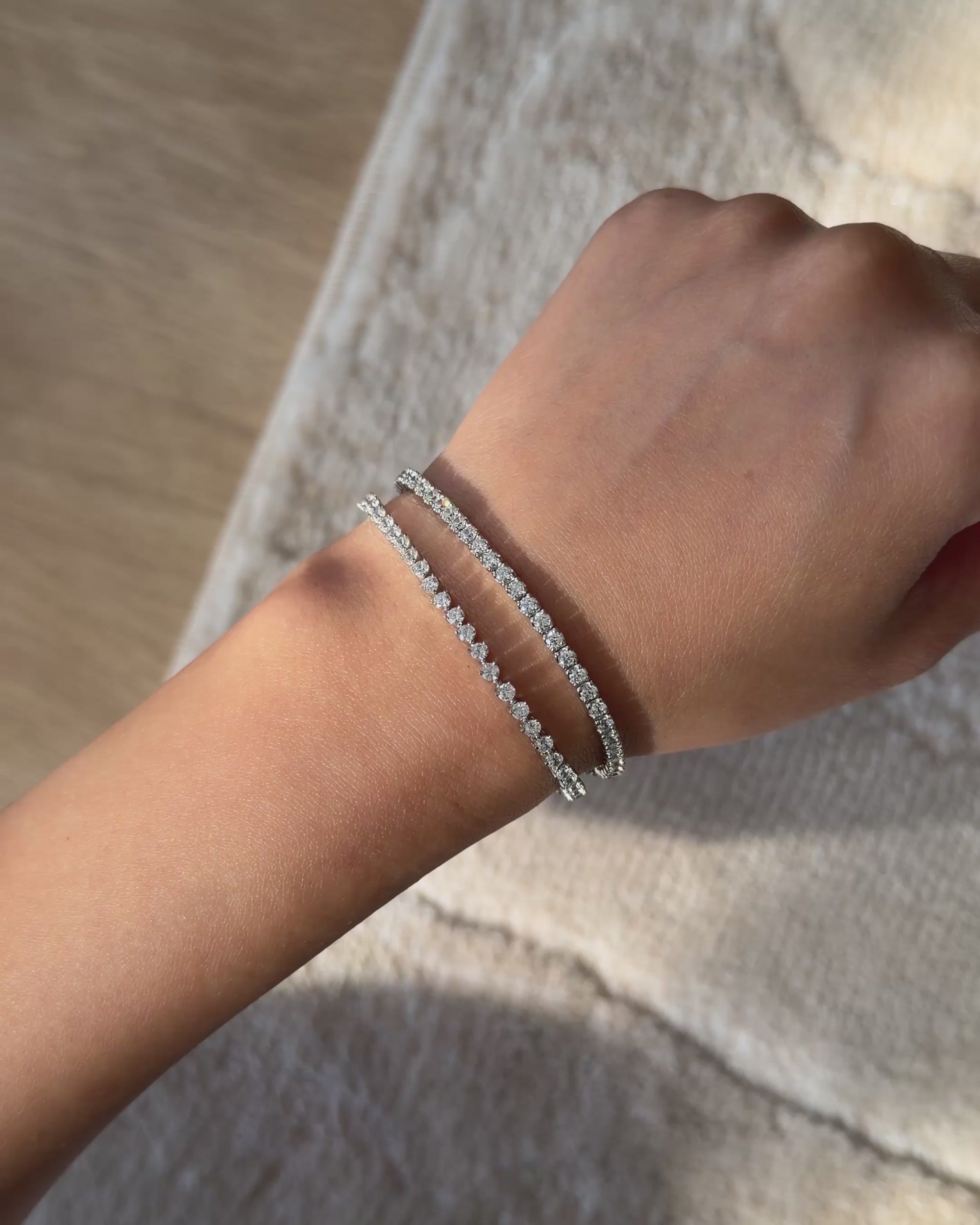 0.05CT Éclat Classic & Kate Tennis Bracelet (Video) - Éclat by Oui