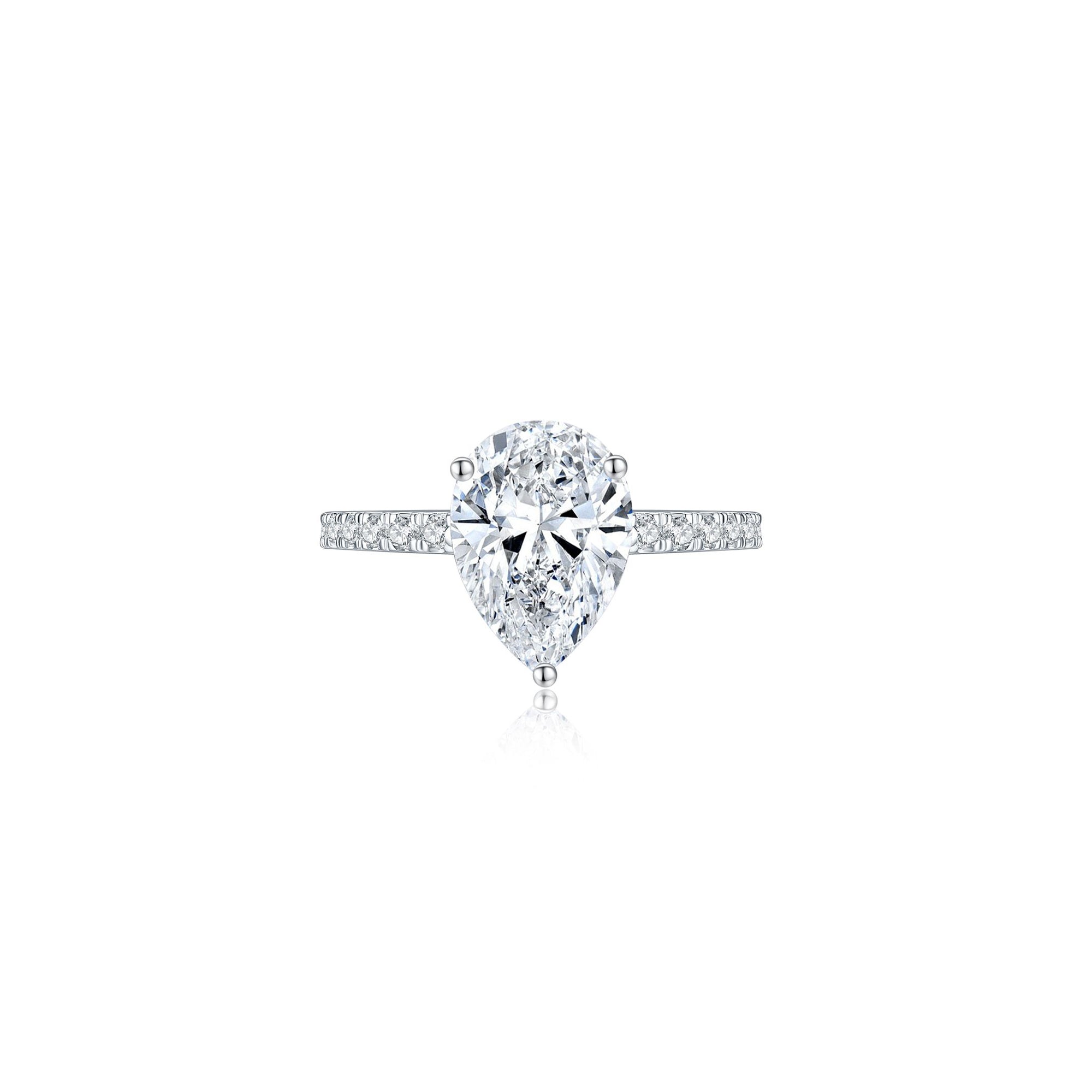 Tricia Ring front - Eclat by Oui
